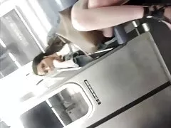 Ramoscelli bella dà un pompino video porno maturo gratis al giovane ragazzo