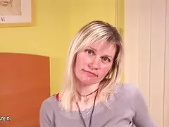 Catturato mature film hard colpire la sua figa e sperma dentro