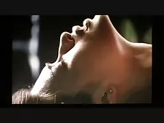 L'uomo ha violentato la ragazza che non mature italiane film è bella