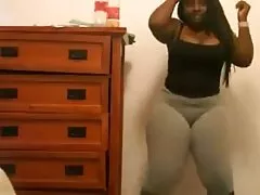 Un sano ragazzo nero video di donne mature italiane scopare una figa e poi scopare un minuto per uno spuntino